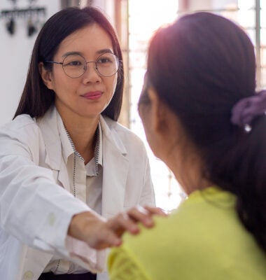 製薬企業が注目すべき医薬品とそれを支える新技術 「ドラッグデリバリーシステム」の課題とこれから